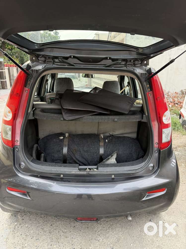 Maruti Suzuki Ritz Vxi, 2013, Petrol