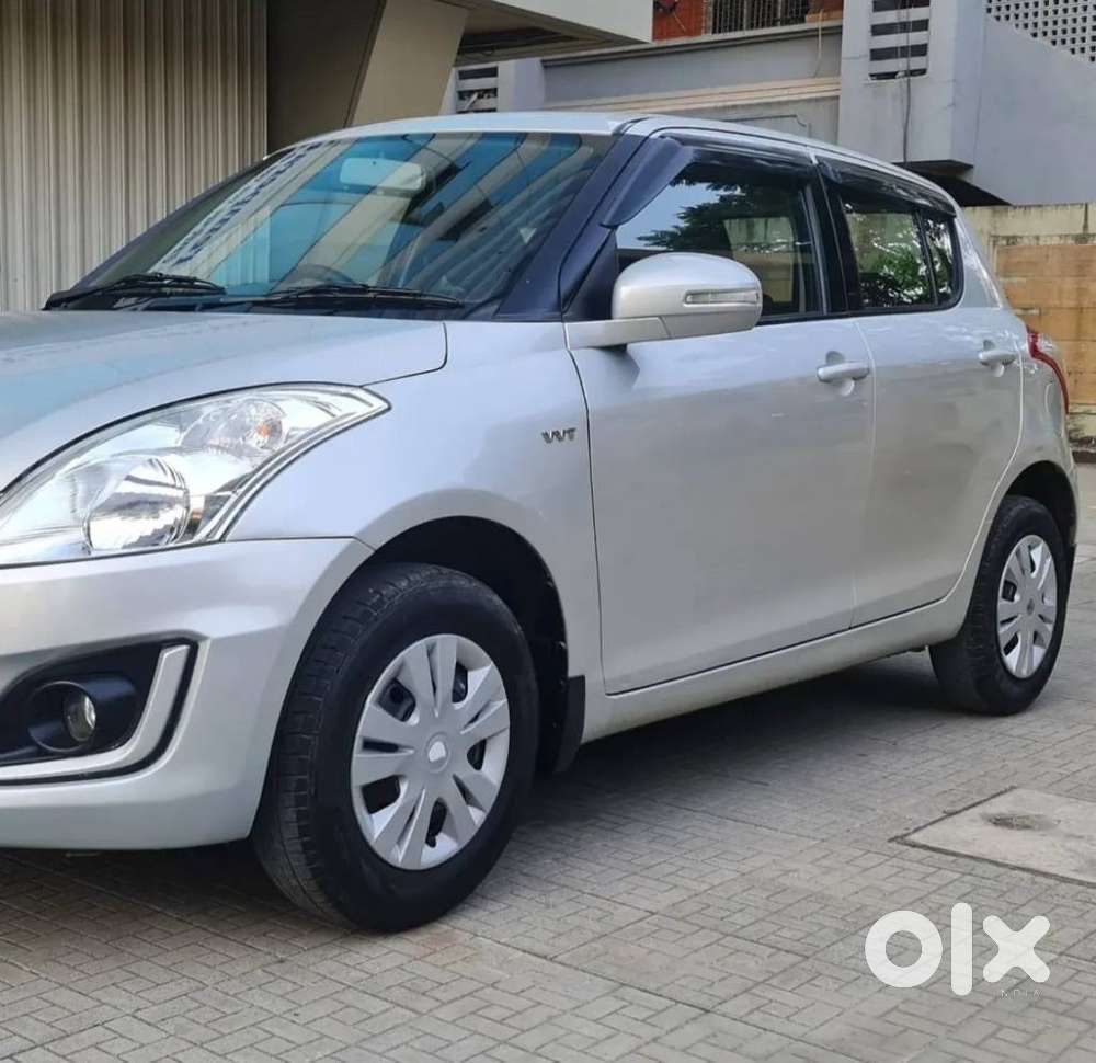 Maruti Suzuki Swift Vxi Abs Bsiv, 2016, Petrol
