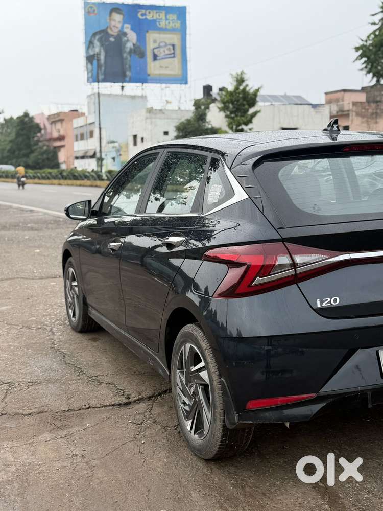 Hyundai I20 Asta (o) 1.0 Turbo Dct, 2023, Petrol