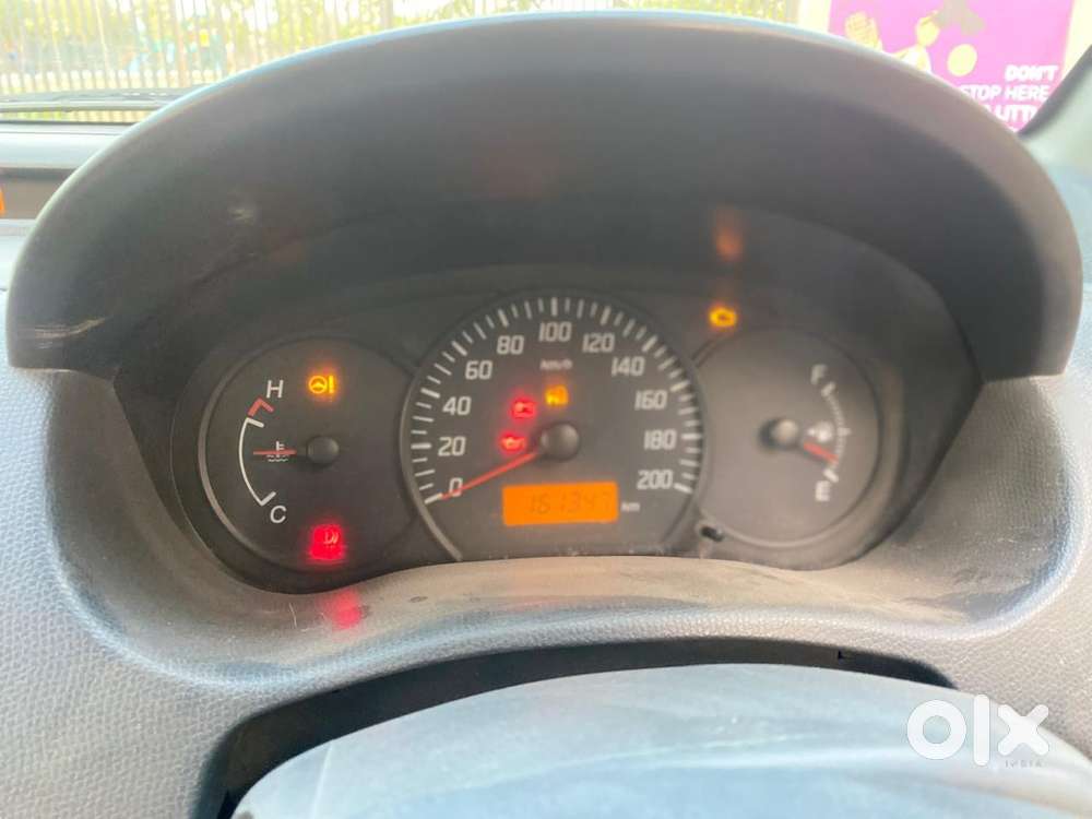 Maruti Dzire Lxi 2010 Km Driven