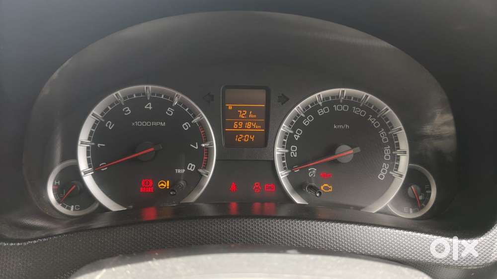 Maruti Suzuki Swift Vxi Cng, 2014, Cng & Hybrids