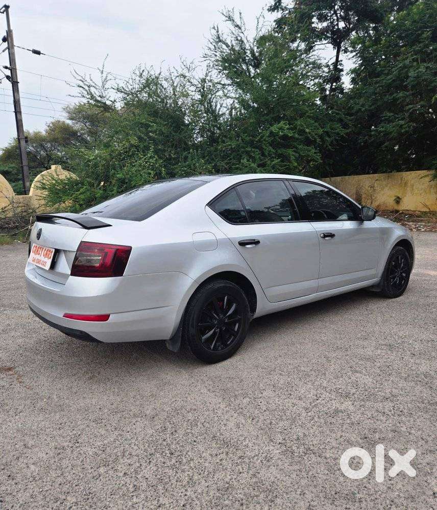 Skoda Octavia Corporate Edition Diesel, 2015, Diesel