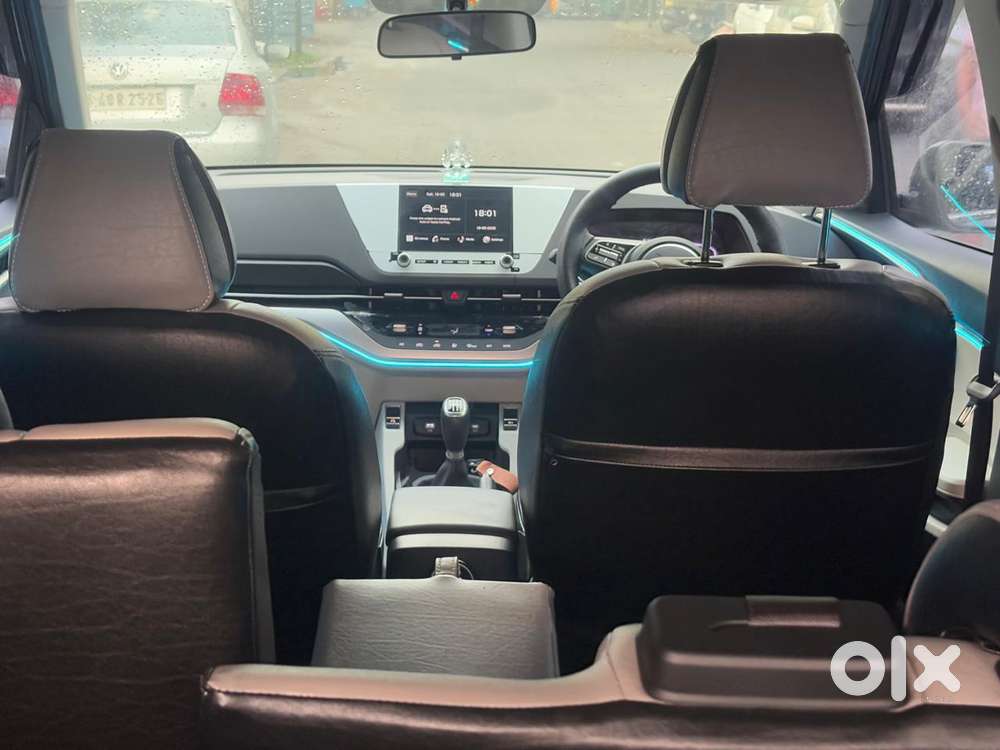 Kia Carens 1.4 Prestige Turbo 7 Str, 2024, Petrol