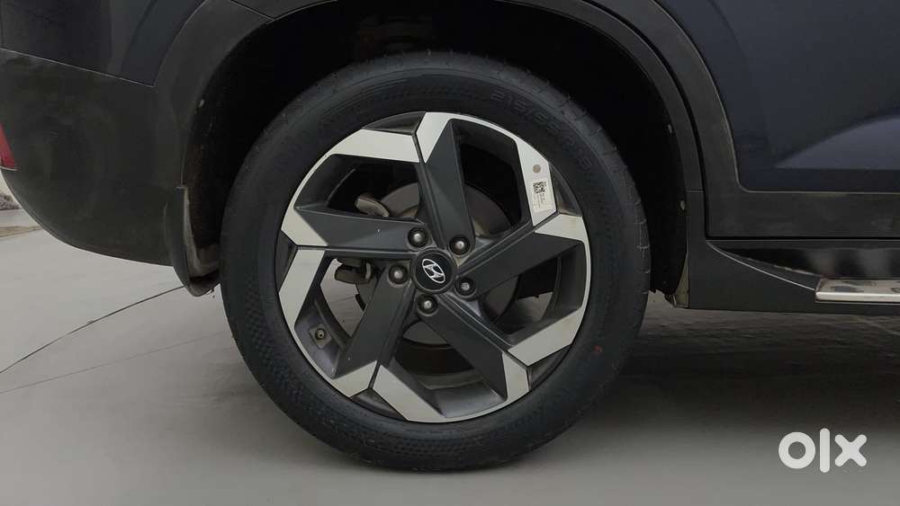 Hyundai Alcazar 2.0 Signature (o) Petrol At 6 Str, 2022, Petrol