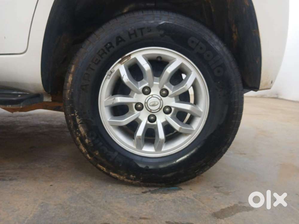 Mahindra Tuv 300 Mhawk100 T8, 2016, Diesel