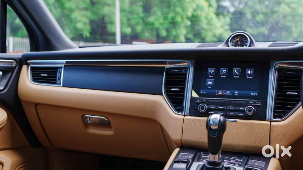 Porsche Macan 2.0 Petrol, 2019, Petrol