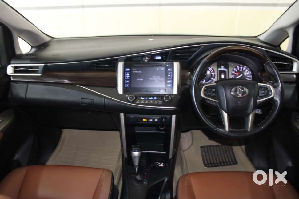 Toyota Innova Crysta 2.8 Z, 2016, Diesel