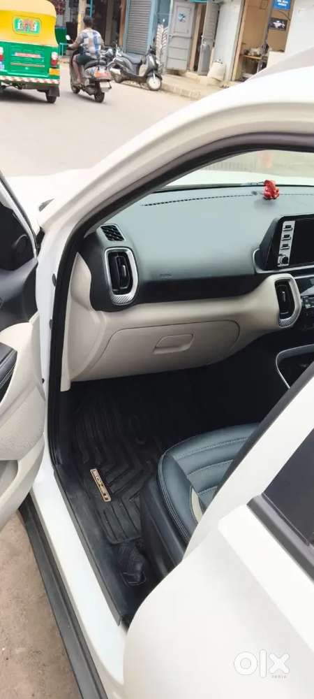 Kia Sonet Htx Automatic Diesel 2022 December 1st Owner