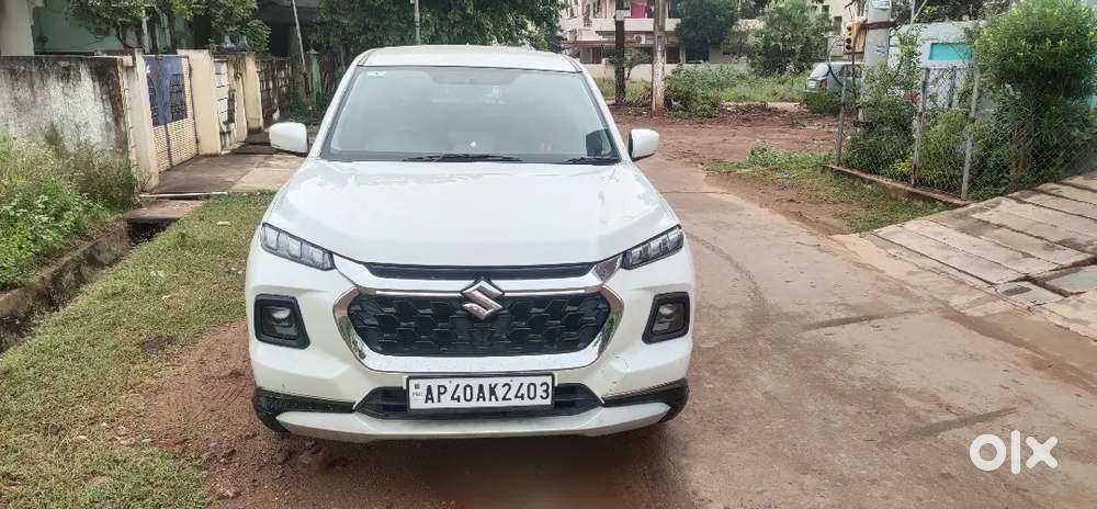 Maruti Suzuki Grand Vitara 2023 Petrol 62000 Km Final Price 10.70 Lakh