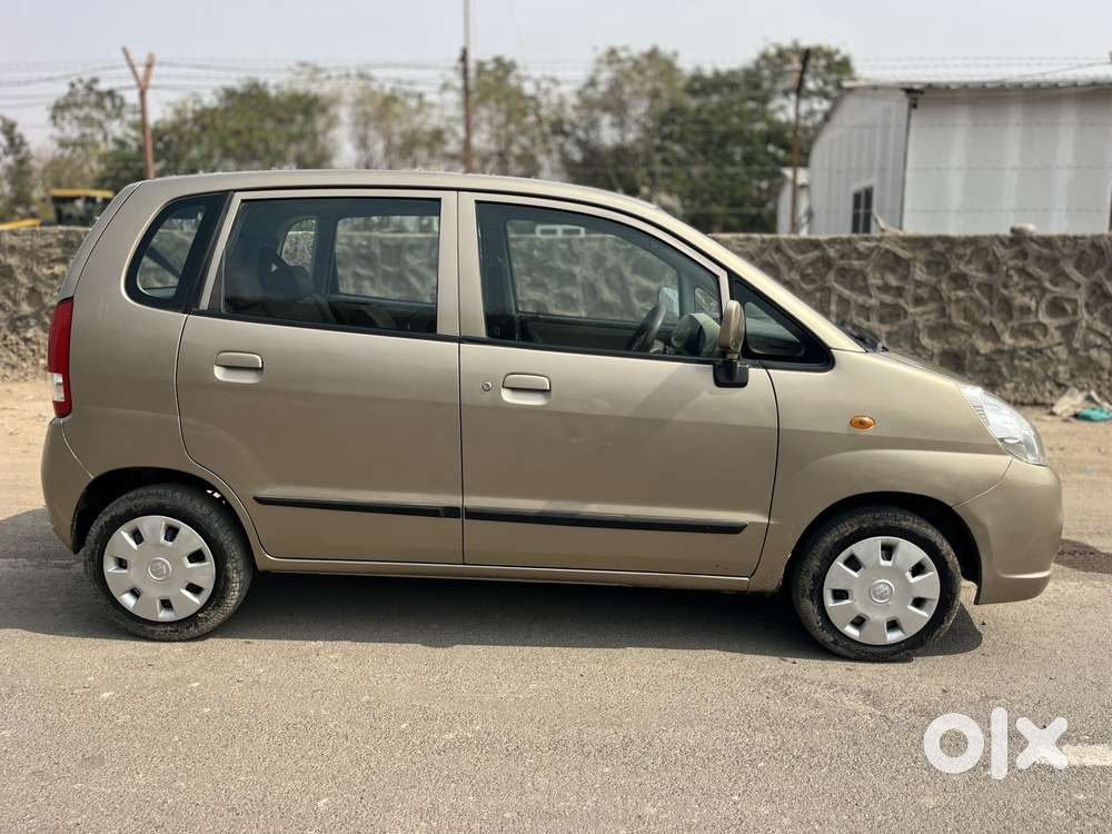 Maruti Suzuki Zen Estilo Lxi Bs Iv, 2011, Petrol