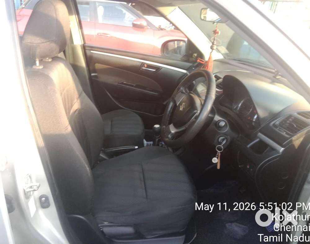 Maruti Suzuki Swift Vxi 1.2 Abs Bs-iv, 2012, Petrol