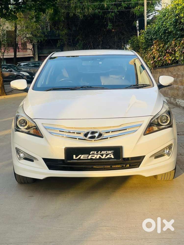 Hyundai Verna 1.6 Sx (o) Vtvt, 2015, Petrol
