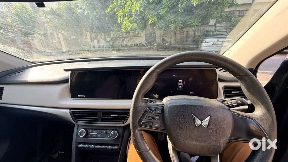 Mahindra Xuv700 2.2 Ax 5 Diesel Mt Str, 2023, Diesel