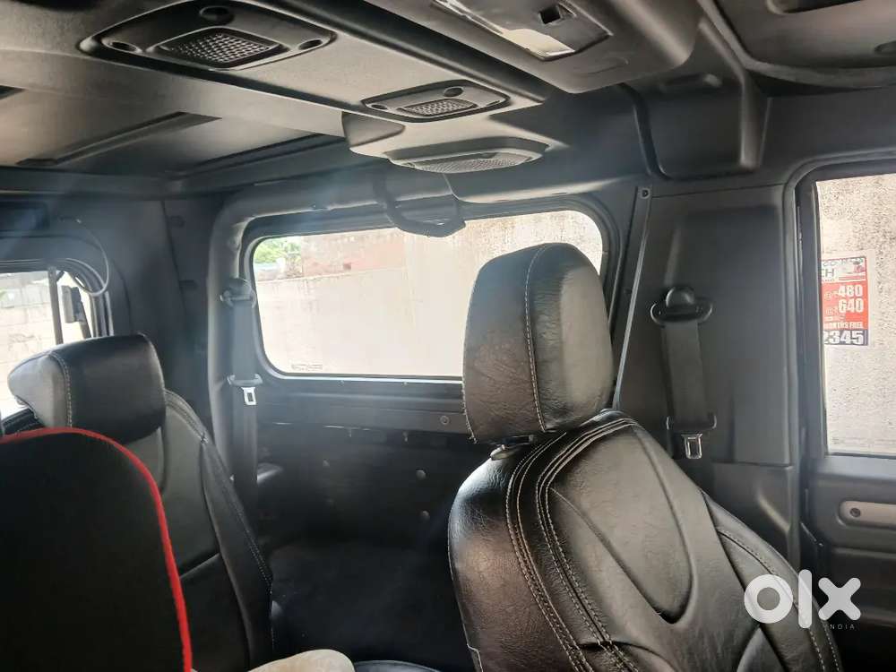 Mahindra Thar 4×4 Top End