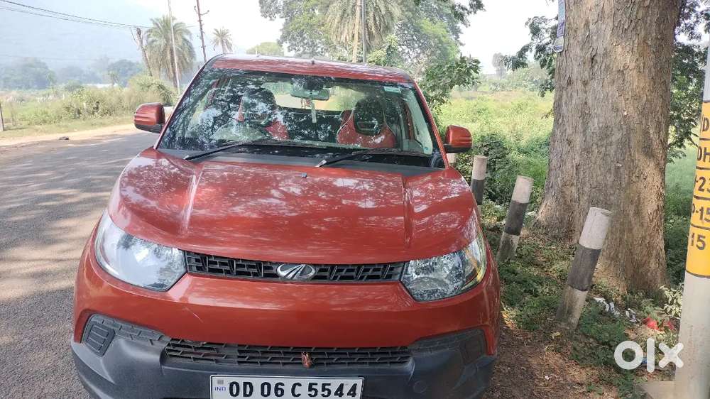 Mahindra Kuv 100 2016