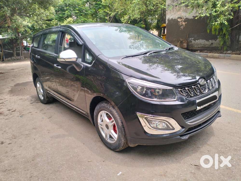 Mahindra Marazzo M6, 2019, Diesel