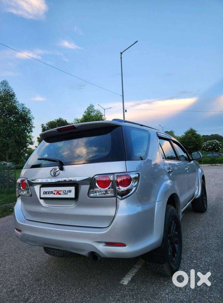 Toyota Fortuner 4x4 Mt, 2012, Diesel