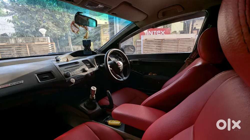 Honda Civic Completely Modified