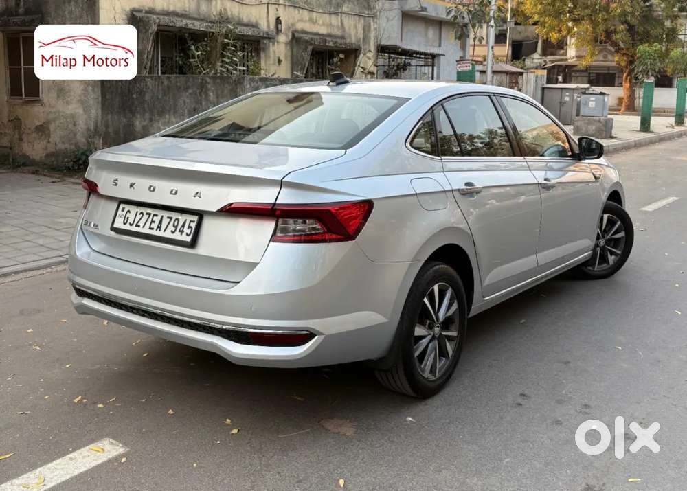 Skoda Slavia Style 1.0l Tsi At, 2022, Petrol