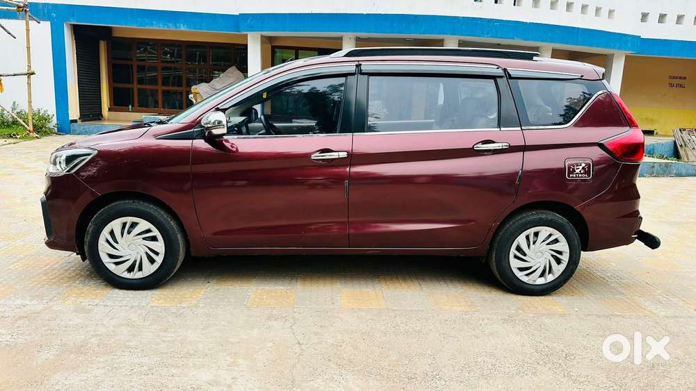 Maruti Suzuki Ertiga Vxi Shvs, 2022, Petrol
