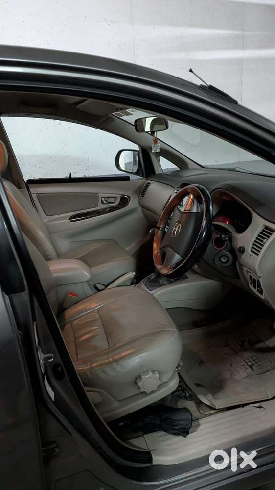 Toyota Innova 2.5 V 7 Str, 2014, Diesel