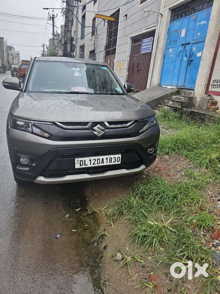 Maruti Suzuki Brezza 2025 Cng & Hybrids 25500 Km Driven