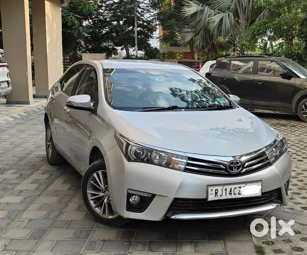 Toyota Corolla Altis 2014 Vl-at - Automatic Petrol