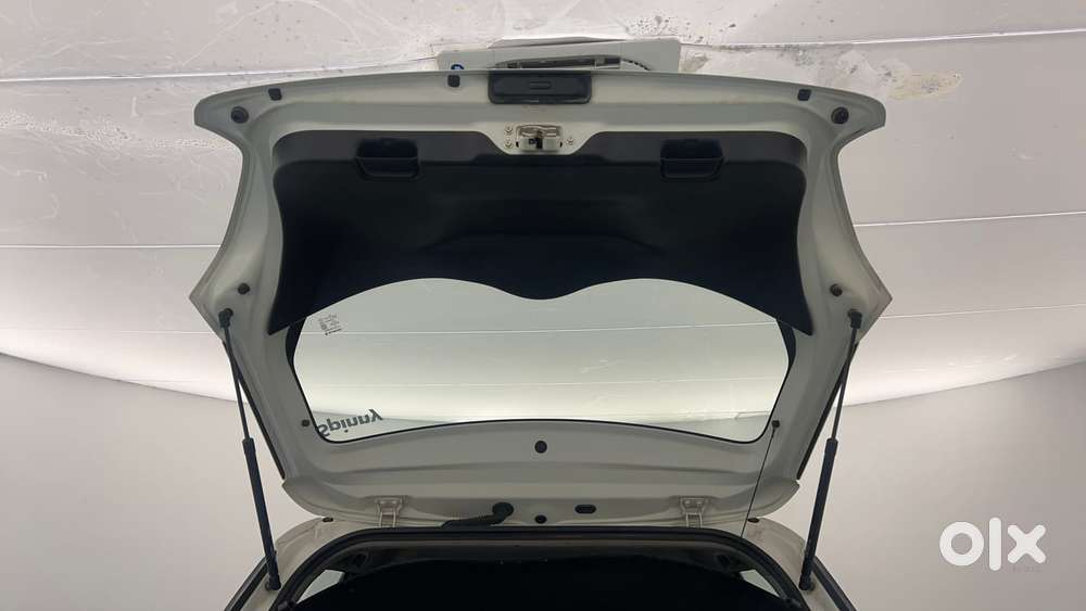 Maruti Suzuki Swift Vvt Vxi, 2021, Petrol