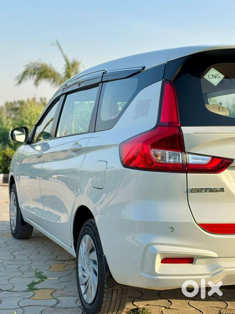 Maruti Suzuki Ertiga Vxi (o) Cng, 2025, Cng & Hybrids