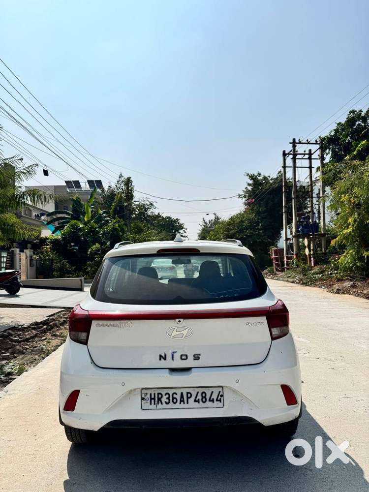 Hyundai I10 Sportz 2023 Model Cng Plus Petrol
