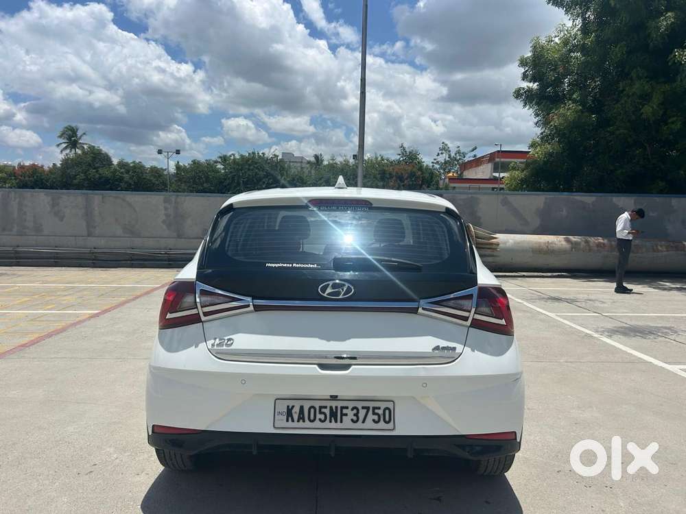 Hyundai I20 Asta (o) 1.2 Mt, 2022, Petrol