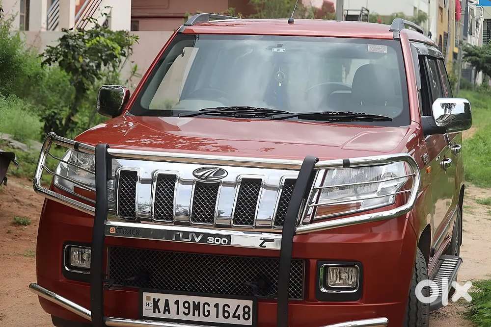 Mahindra Tuv 300 2016 Diesel 102000 Km Driven