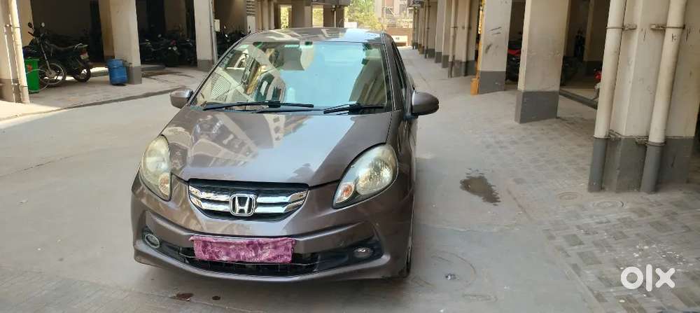 Honda Amaze 2015 Diesel Well Maintained