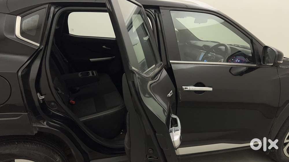 Nissan Magnite 1.0 Xv Premium Turbo (o), 2021, Petrol