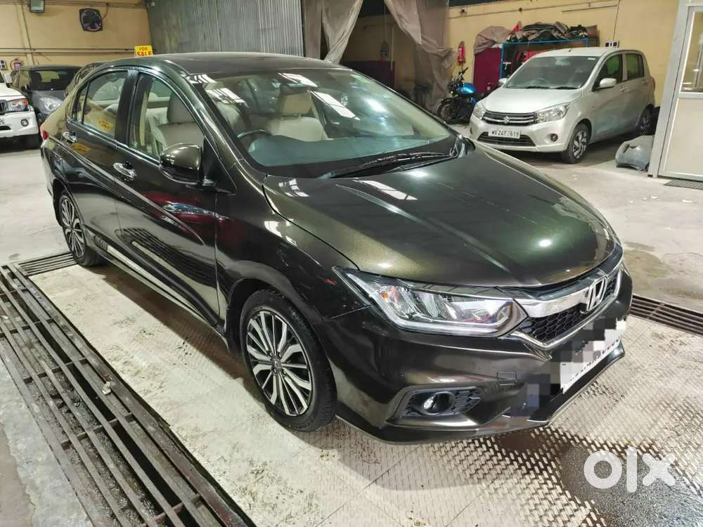 Honda City 2017 Model Vx Mt Sunroof Push Button Start Alloy Wheels