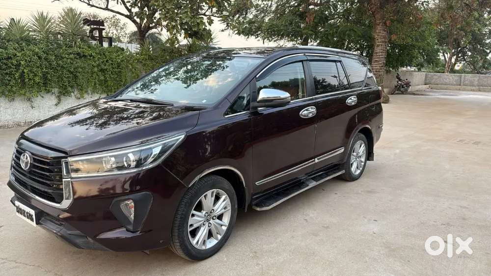 Toyota Innova Crysta