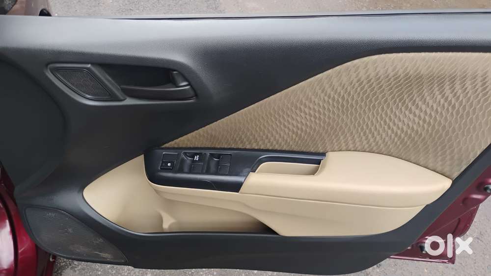 Honda City I-vtec Cvt V, 2016, Petrol