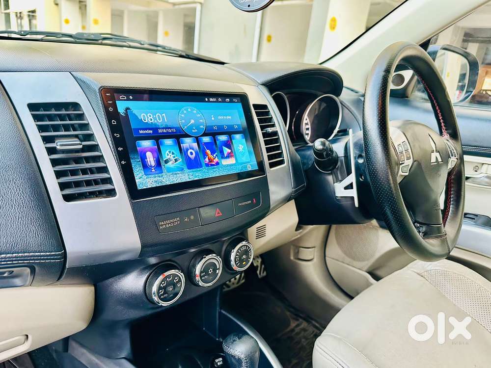 Mitsubishi Outlander 2.4 Cvt, 2011, Petrol