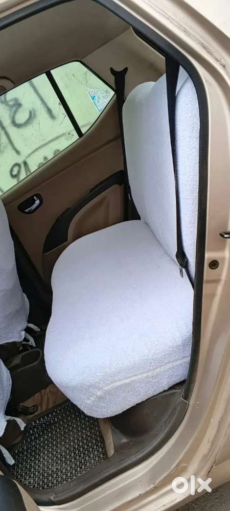 Hyundai Grand I10 Prime 2011 Cng & Hybrids 195000 Km Driven