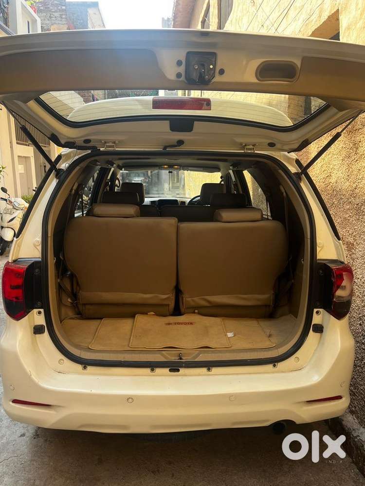 Fortuner Officer Owned Car