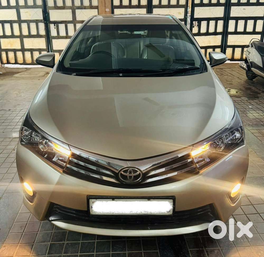 Toyota Corolla Altis 2016