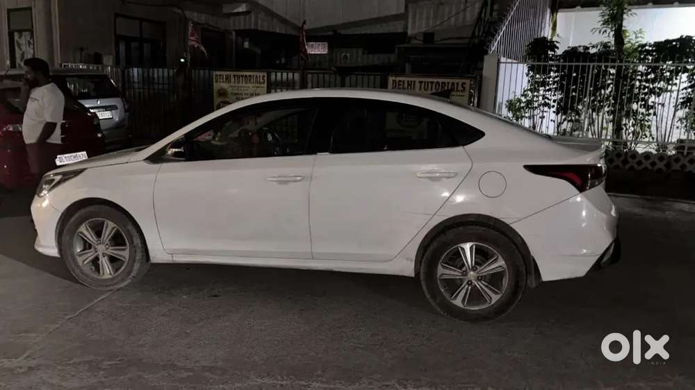 Hyundai Verna 2018 Petrol 80000 Km Driven