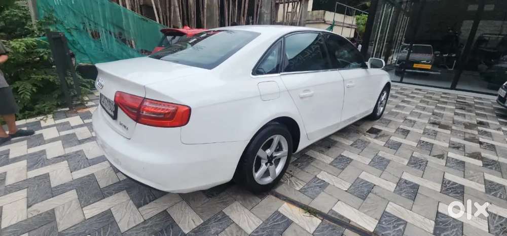 Audi A4 2012 Diesel 82700 Km Driven