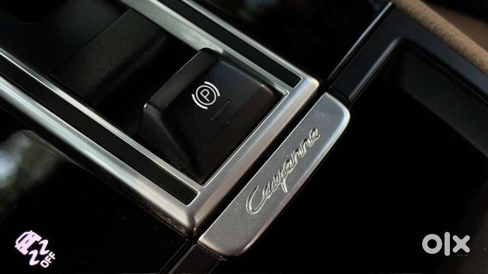 Porsche Cayenne Base, 2019, Petrol