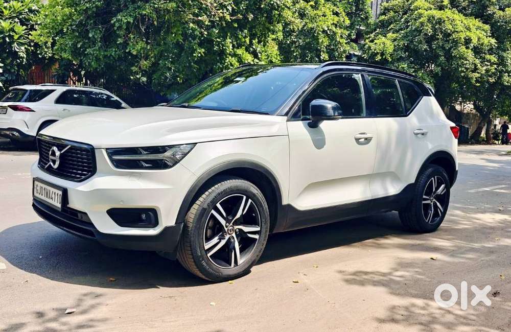 Volvo Xc40 D4 Momentum, 2021, Petrol