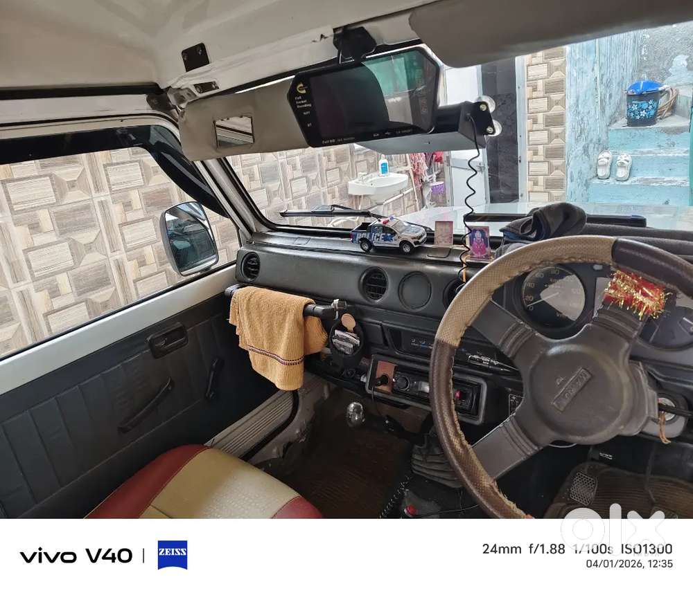 Delhi Number Gypsy 2012 Petrol Well Maintained.