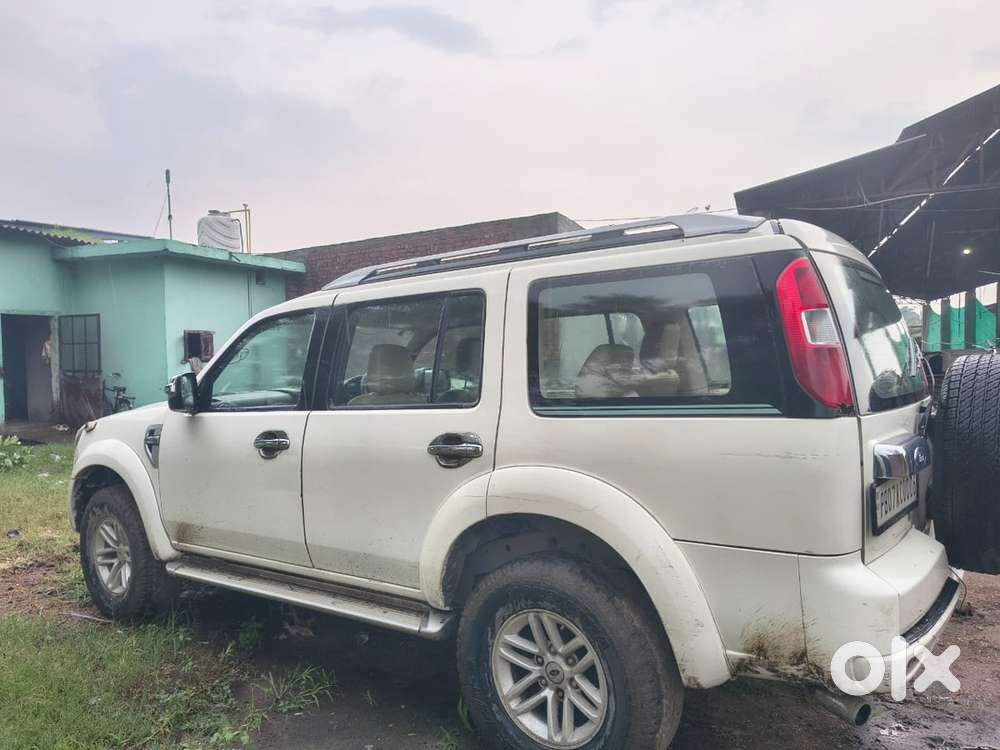 Ford Endeavour Diesel 2013