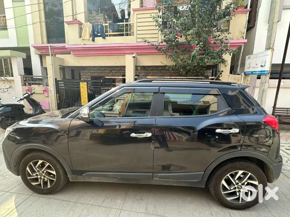 Mahindra 300 Top Model