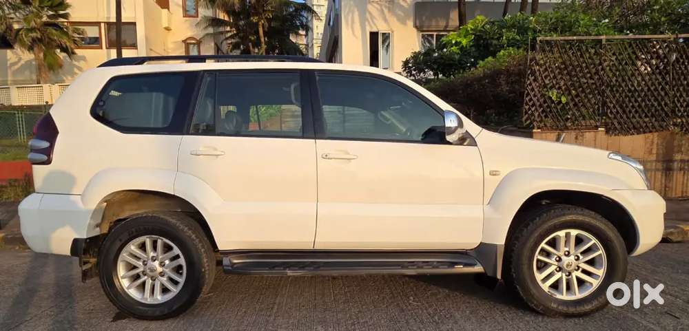 Showroom Condition Toyota Land Cruiser Prado Vx Automatic 4.0cc V6