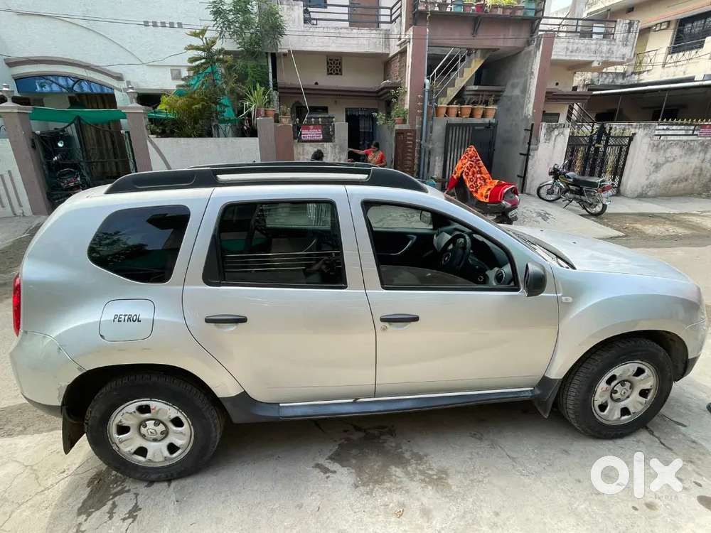 Renault Duster Petrol 2013